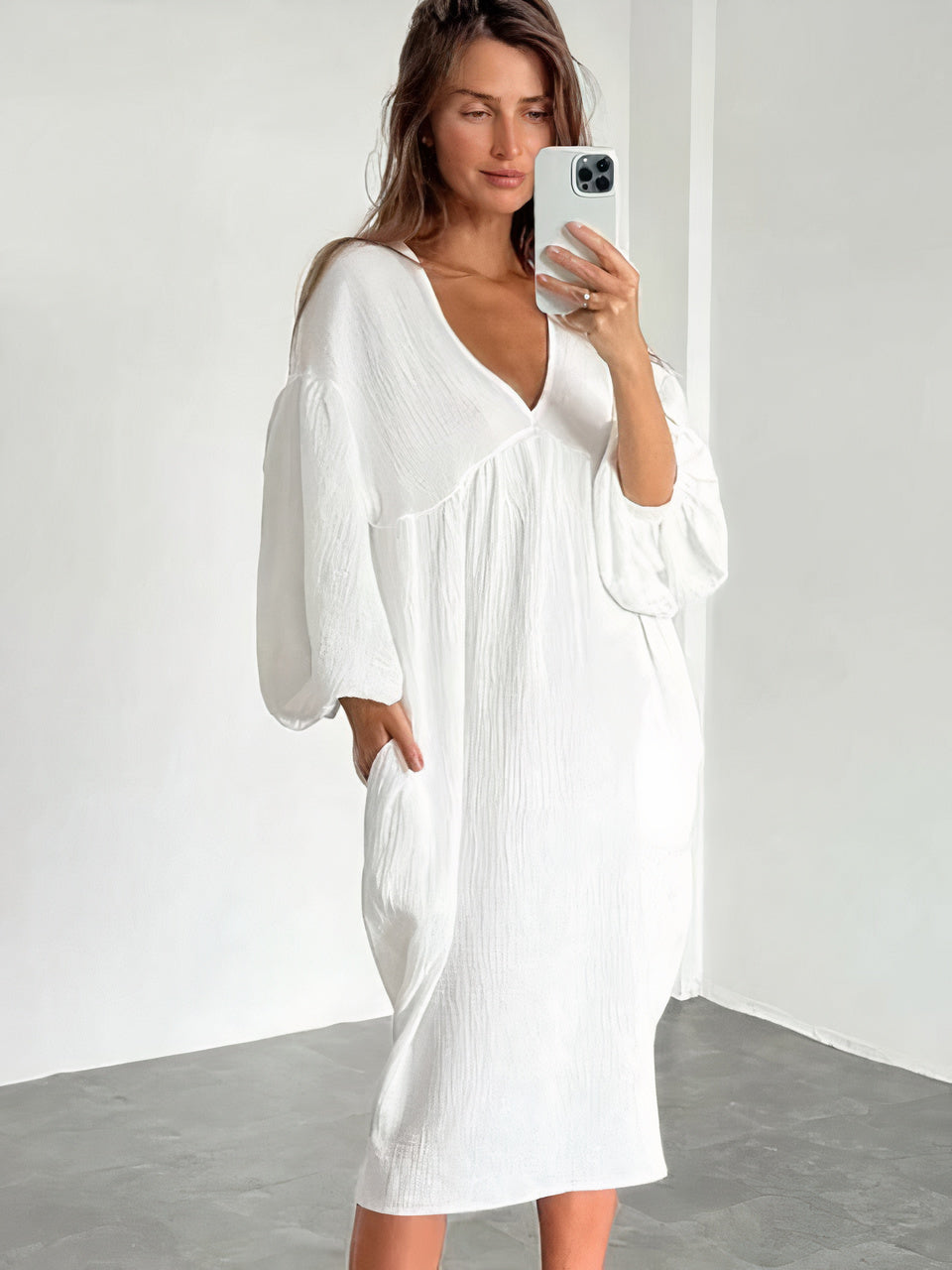 Angela | Casual Midi Dress with V-Neck and Puff Sleeves
