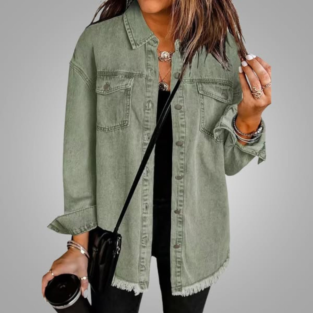 Linda | Denim Jacket with Chest Pockets and Frayed Hem
